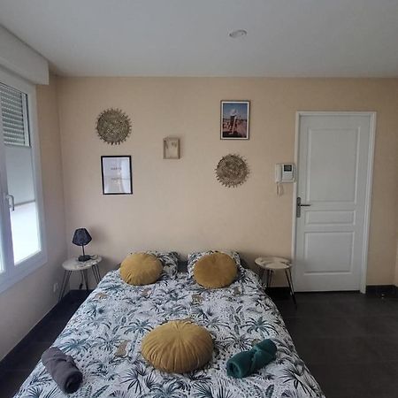 Logement En Hypercentre Dans Une Residence Amiens Exterior photo
