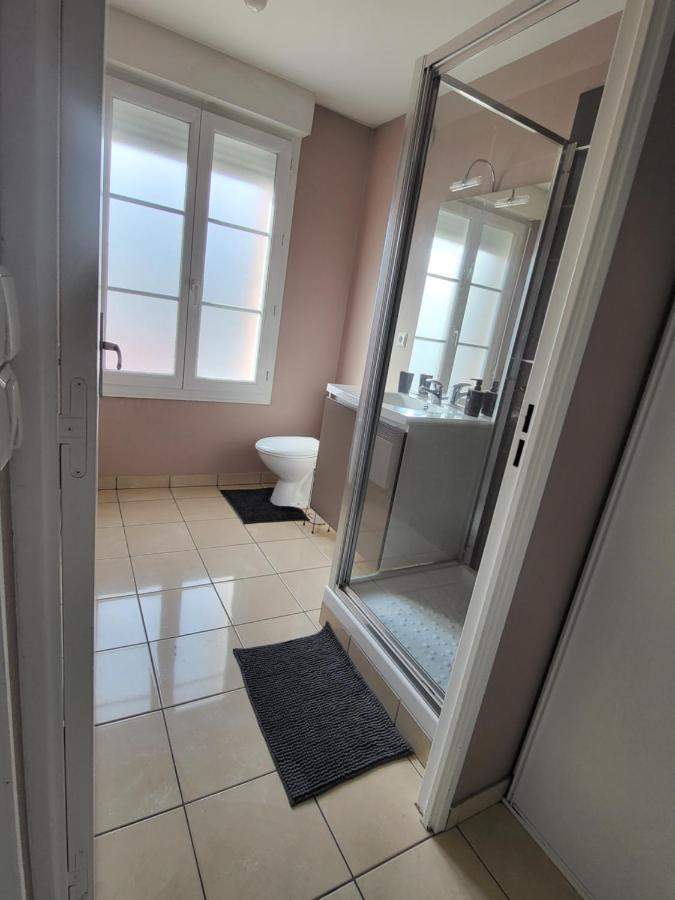 Logement En Hypercentre Dans Une Residence Amiens Exterior photo