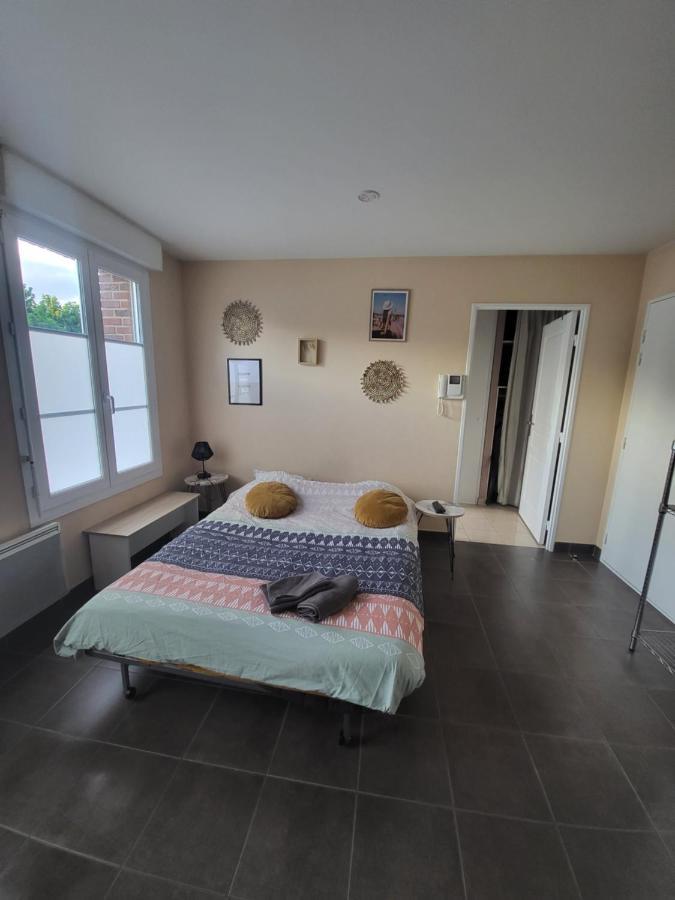 Logement En Hypercentre Dans Une Residence Amiens Exterior photo